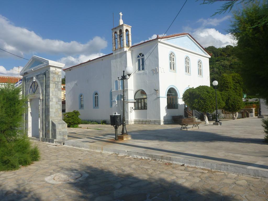 Zafiria Agios Konstantinos (Samos)